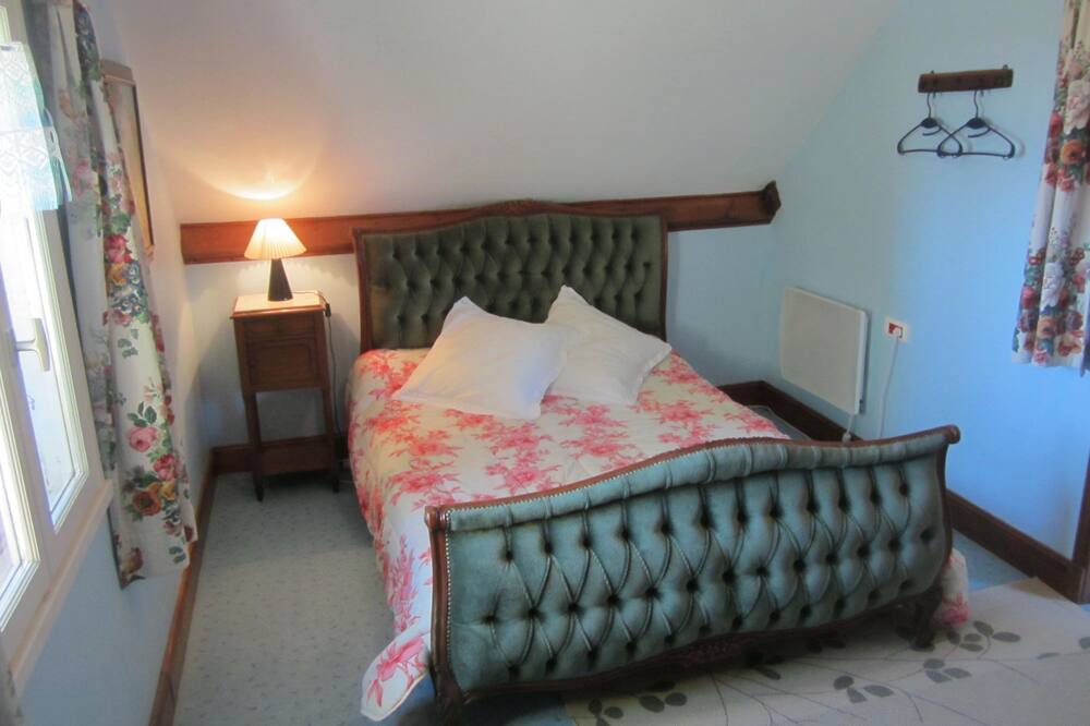 Photo of Bedroom in Diges