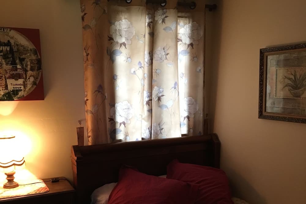 Photo of Bedroom in Diges