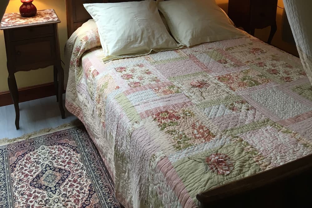 Photo of Bedroom in Diges