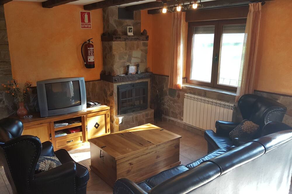 Photo of Livingroom in Citores del Paramo