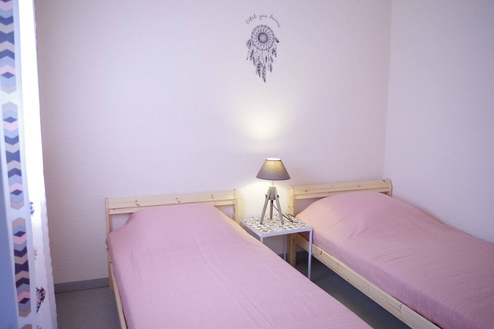 Photo of Bedroom in Portiragnes-Plage