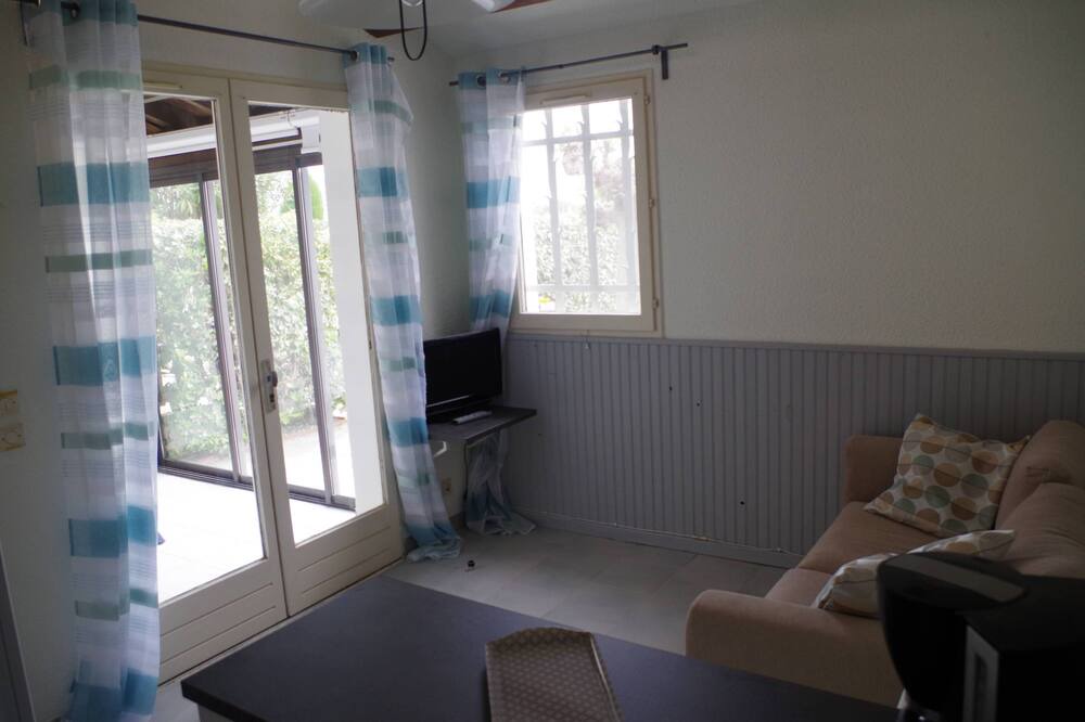 Photo of Livingroom in Portiragnes-Plage