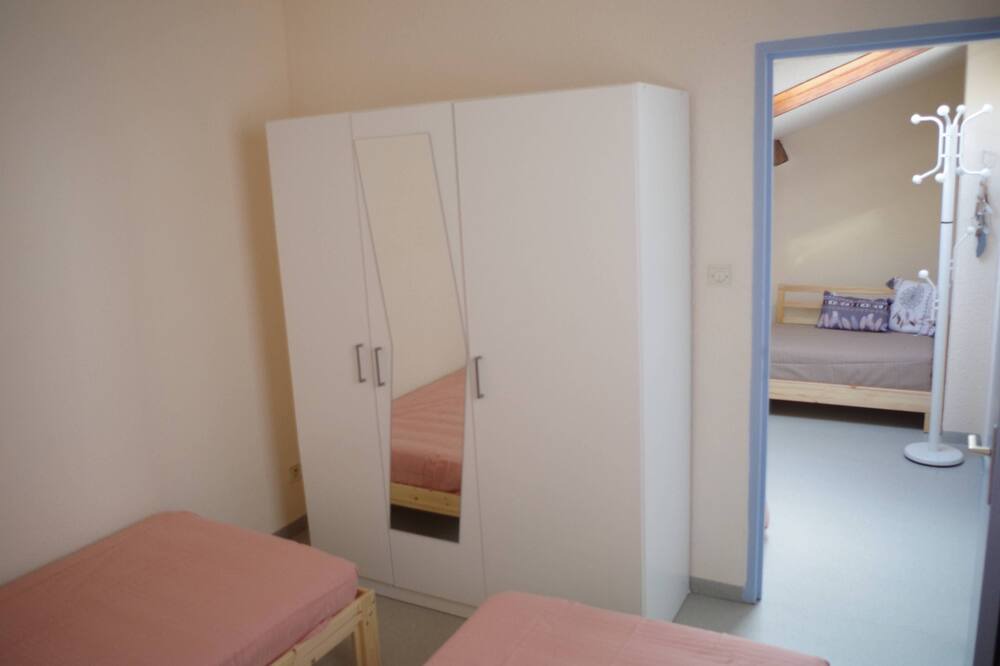 Photo of Bedroom in Portiragnes-Plage