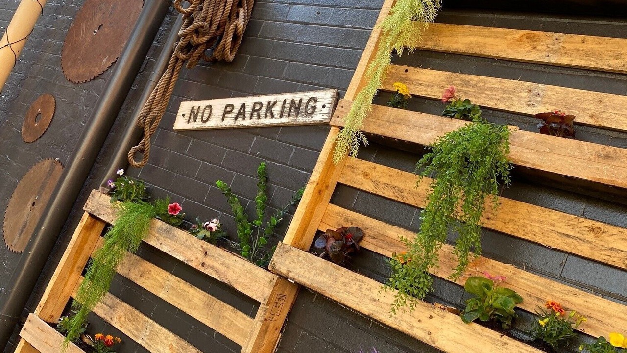 Photo of Outdoor in Horsham