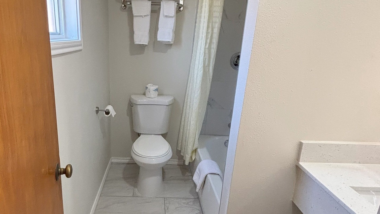 Photo of Bathroom in Clarendon