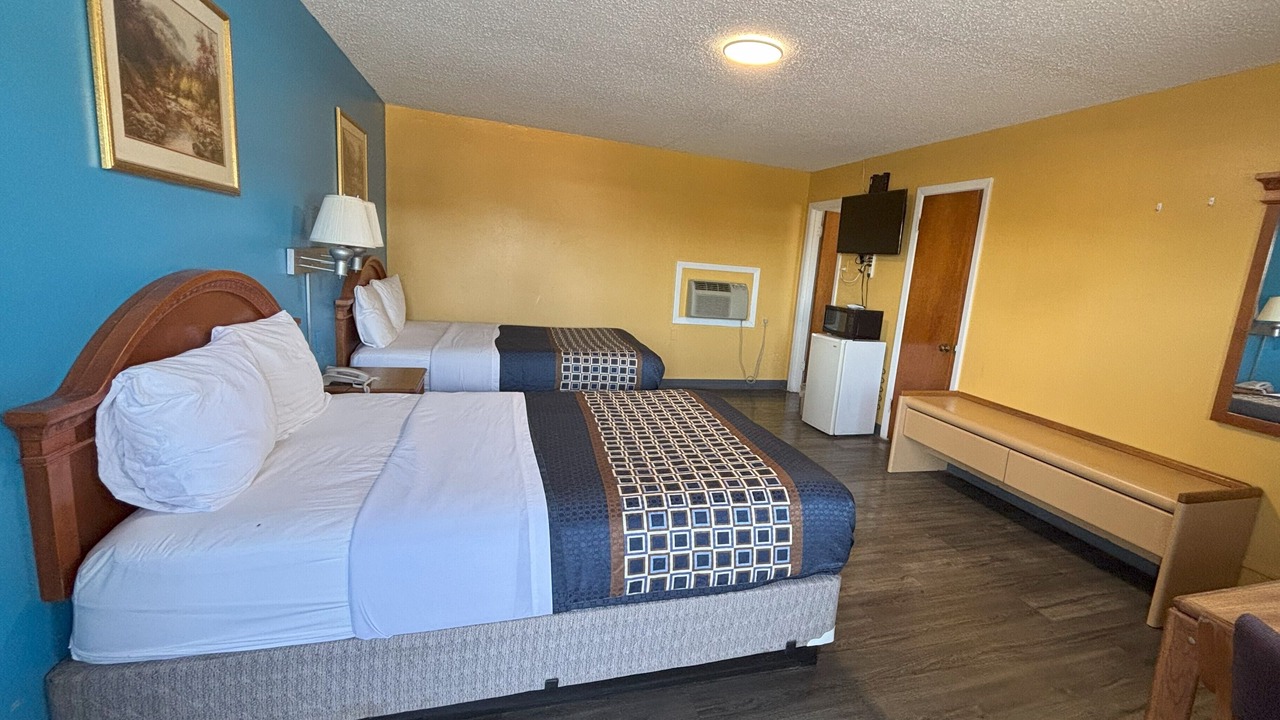 Photo of Bedroom in Clarendon