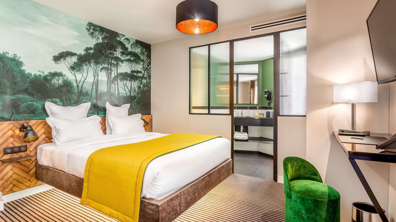 Photo of Others in Pere Lachaise