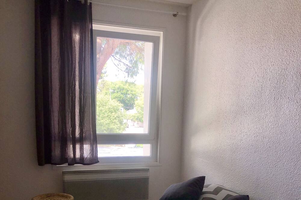 Photo of Bedroom in La Paillade