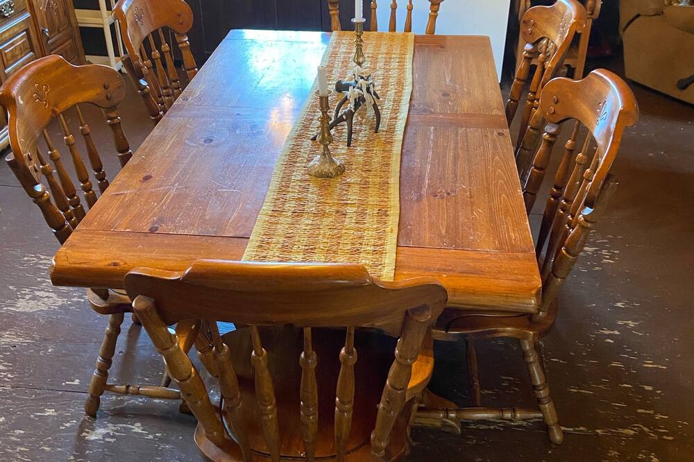 Photo of Kitchen in Lanark Highlands