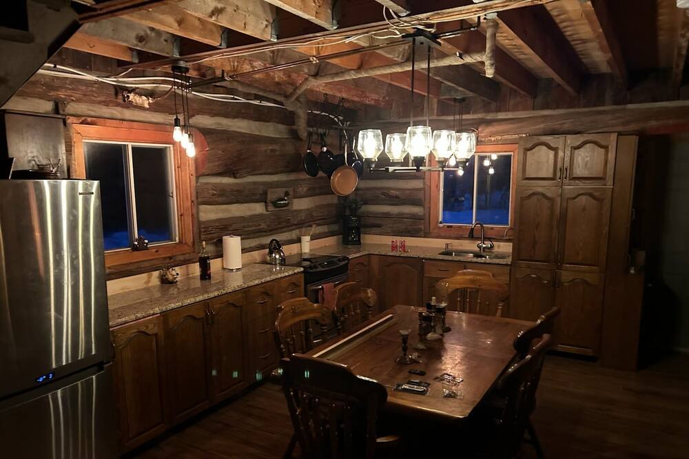 Photo of Kitchen in Lanark Highlands