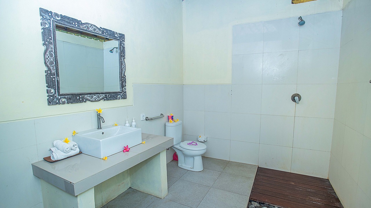 Photo of Bathroom in Mushroom Bay