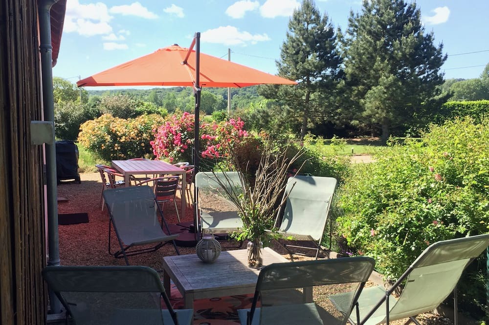 Photo of Patio Balcony in Rigny-Usse