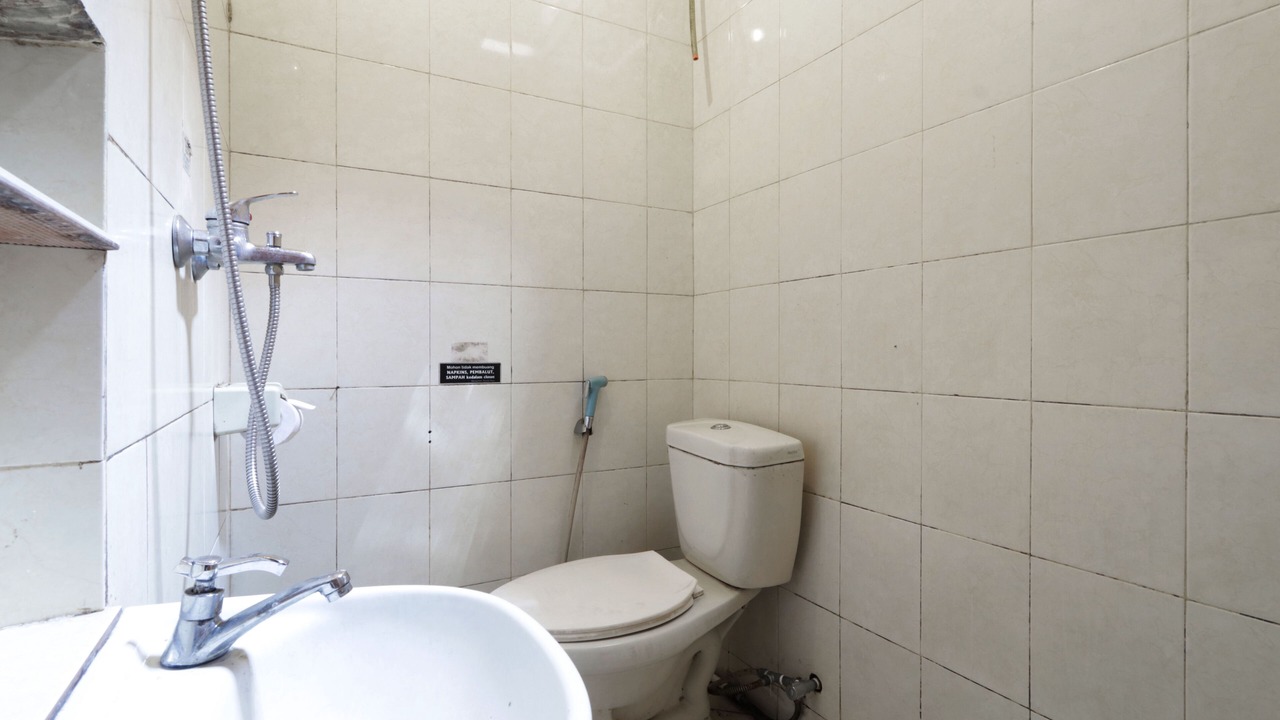 Photo of Bathroom in Malabar