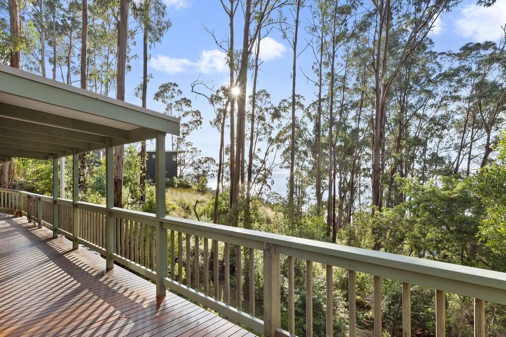 Photo of Patio Balcony in Wye River