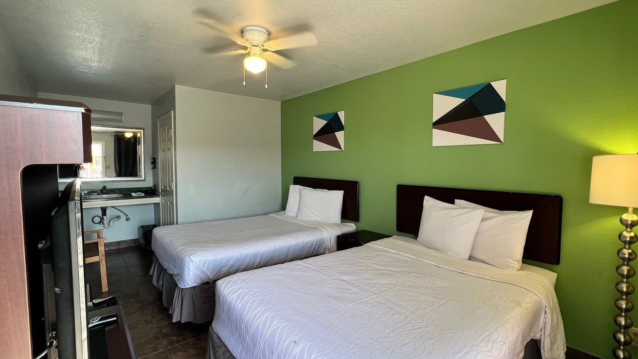 Photo of Bedroom in Eastern Division