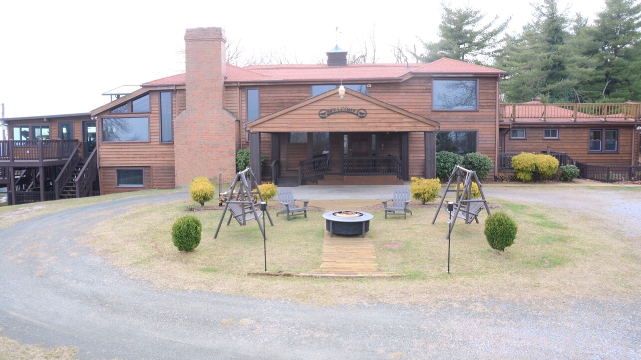 Photo of Outdoor in Copper Hill