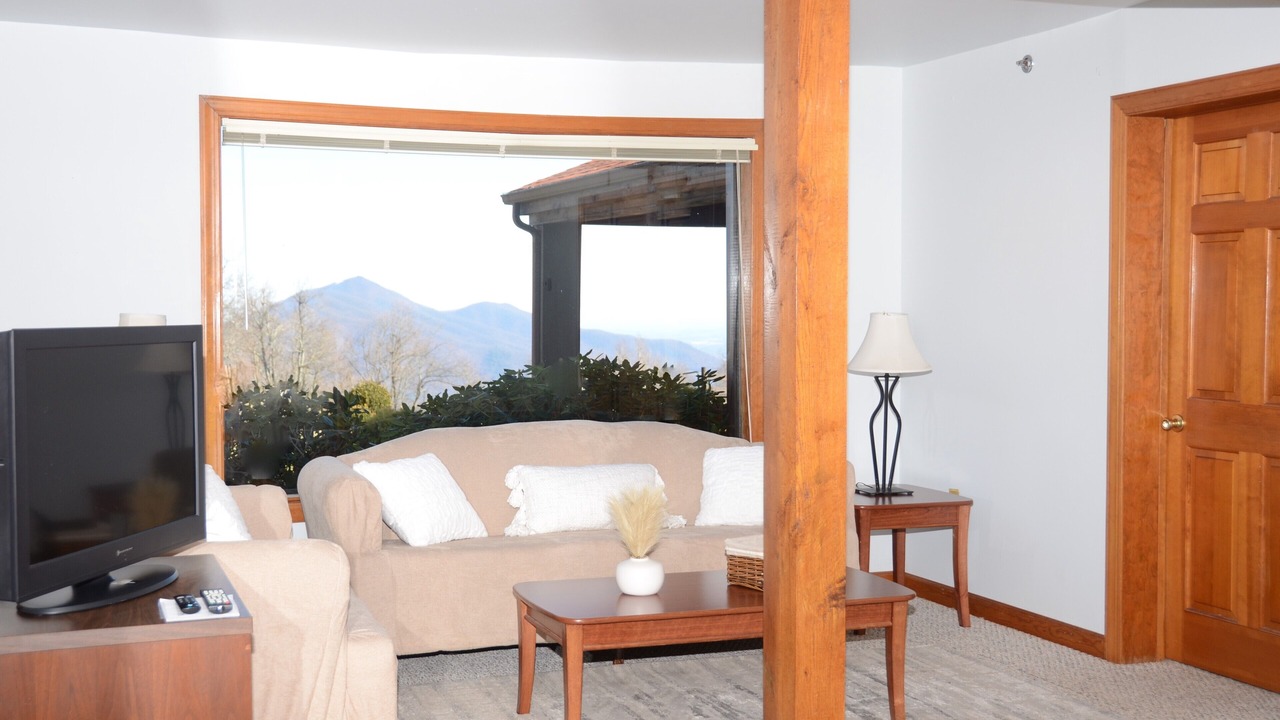 Photo of Bedroom in Copper Hill