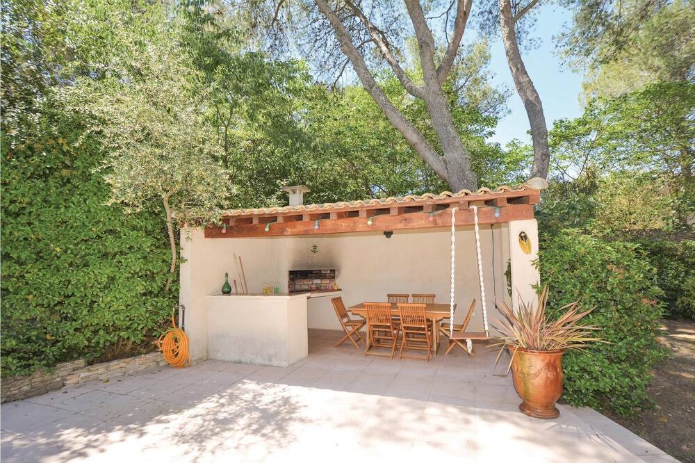 Photo of Others in Caremeau