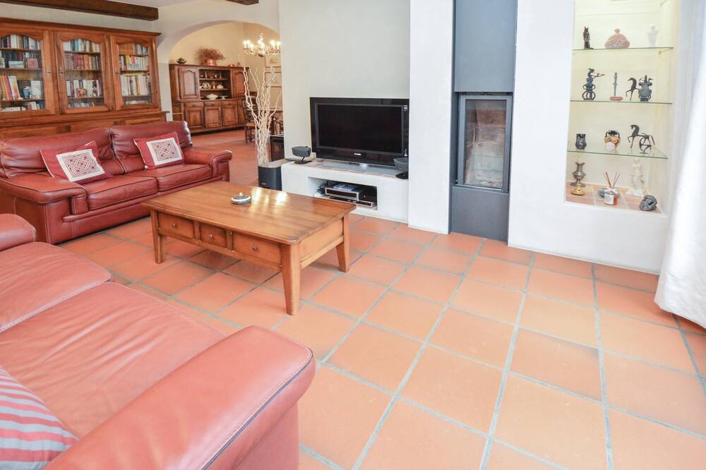 Photo of Others in Caremeau