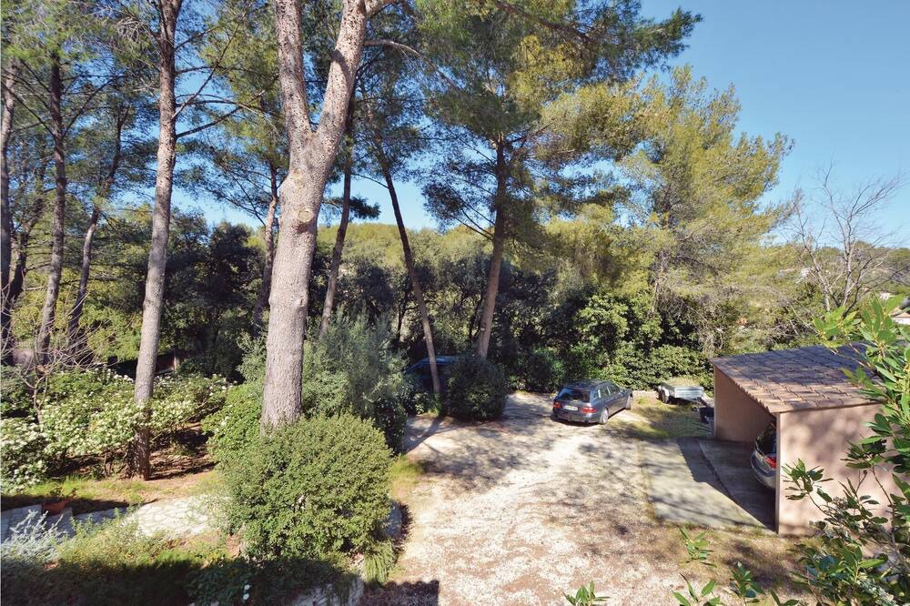 Photo of Others in Caremeau