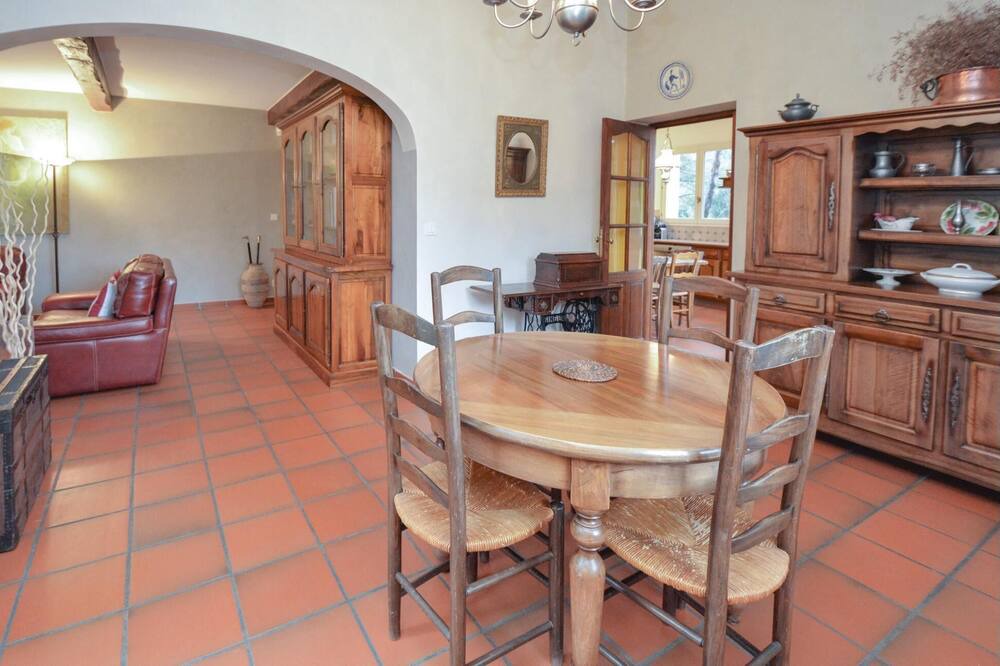 Photo of Others in Caremeau