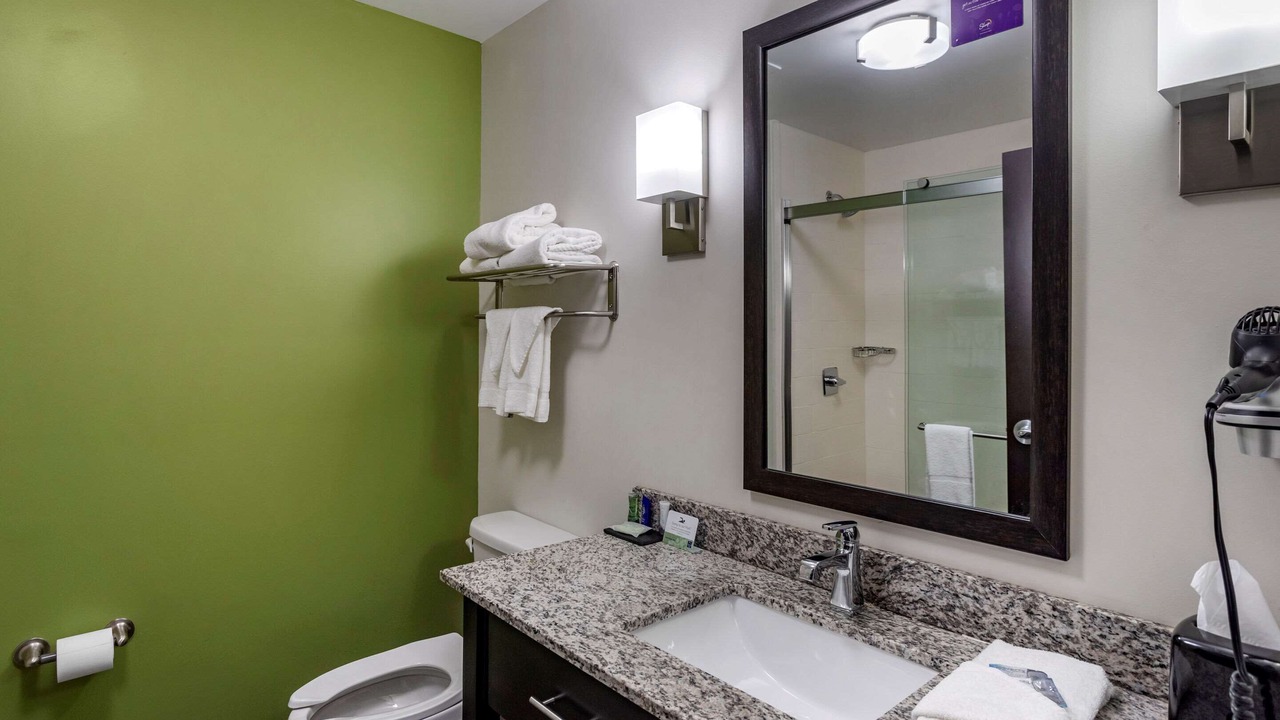 Photo of Bathroom in Bowling Green