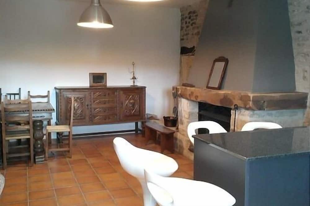 Photo of Livingroom in Goni