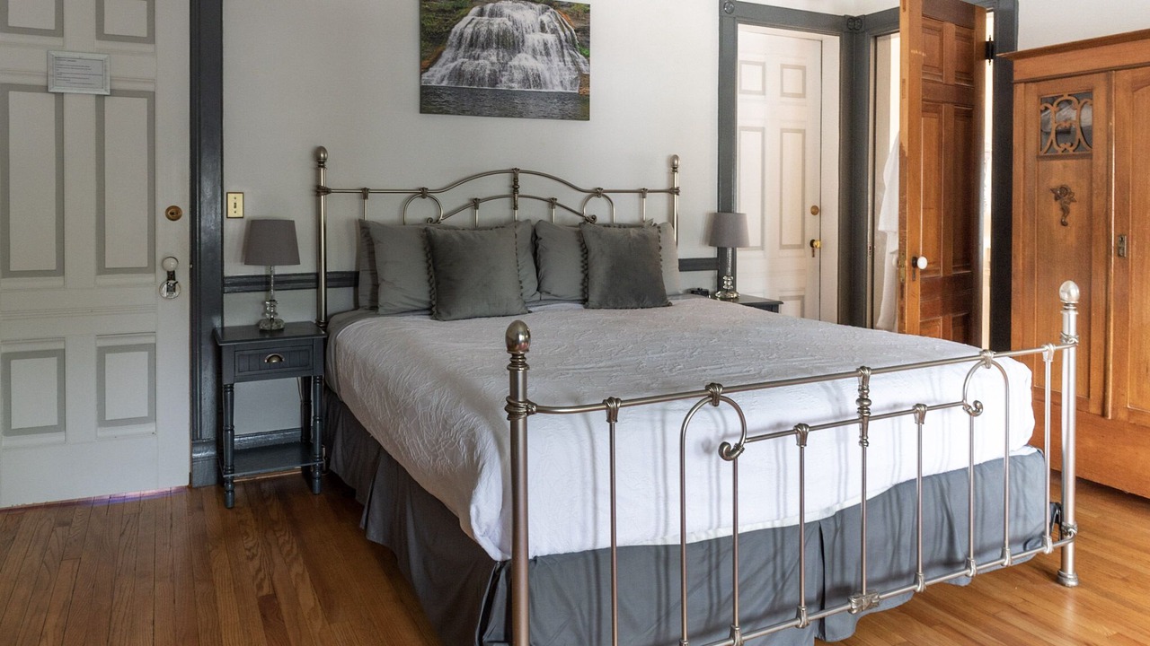 Photo of Bedroom in Ithaca