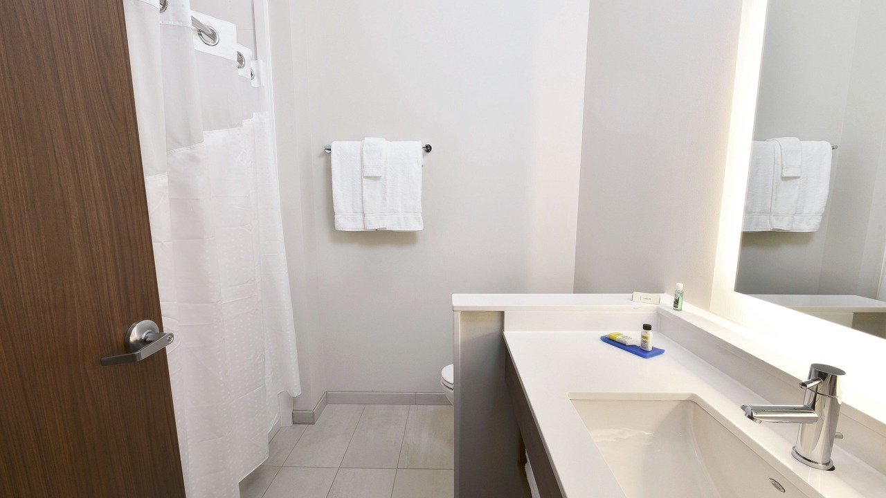 Photo of Bathroom in Madisonville