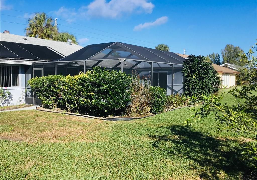 Photo of Outdoor in Sun 'N Lake