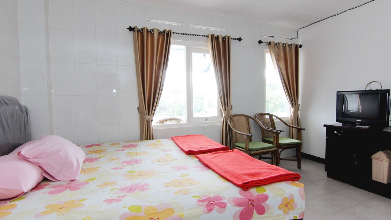 Photo of Bedroom in Pakem