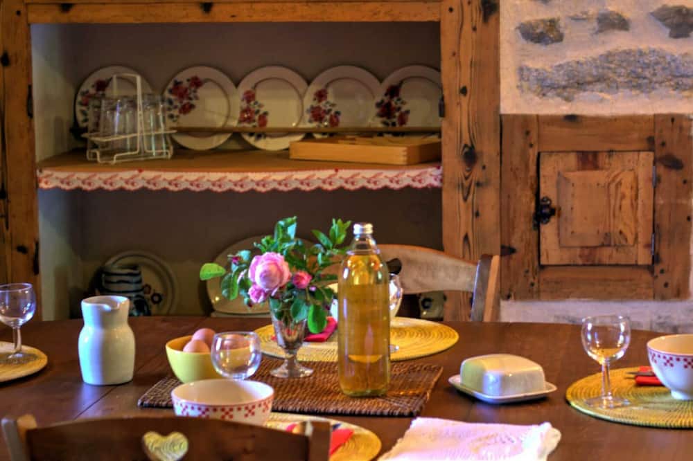 Photo of Kitchen in Saint-Bonnet-le-Courreau