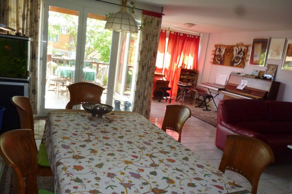 Photo of Livingroom in Genthod