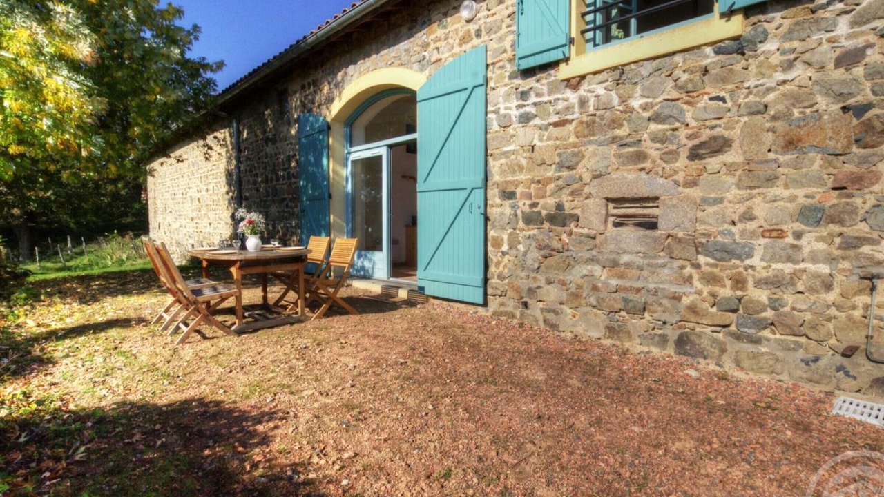 Photo of Patio Balcony in Lure