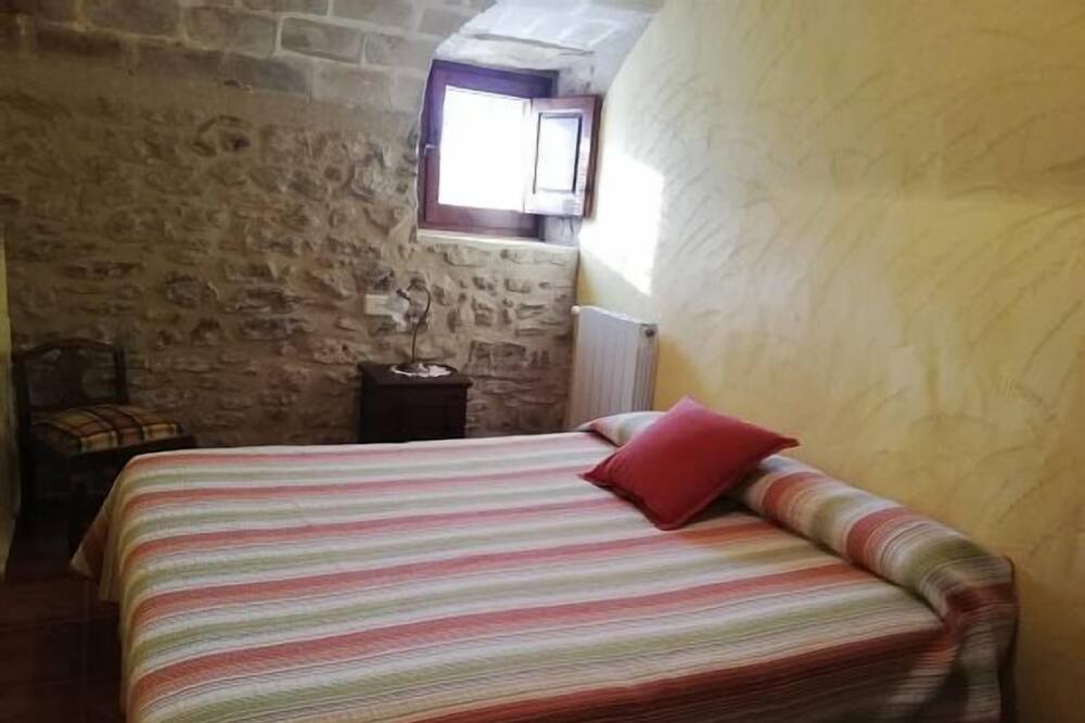Photo of Bedroom in Fonalleras