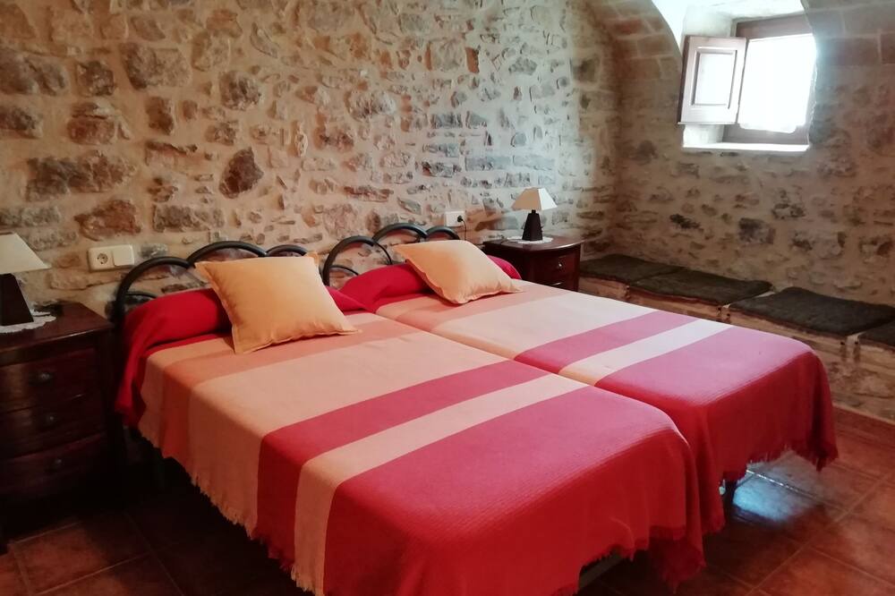 Photo of Bedroom in Fonalleras