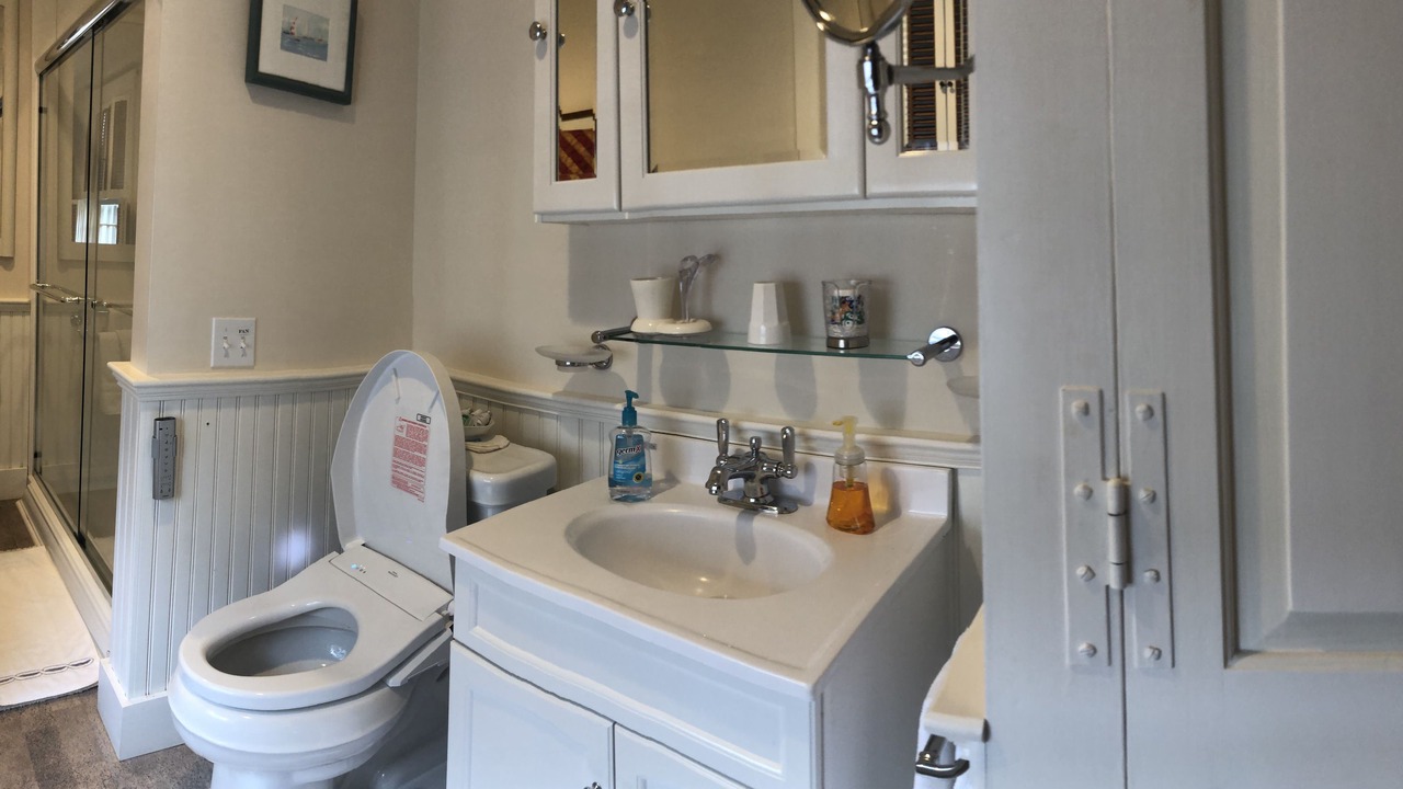 Photo of Bathroom in Nantucket Town