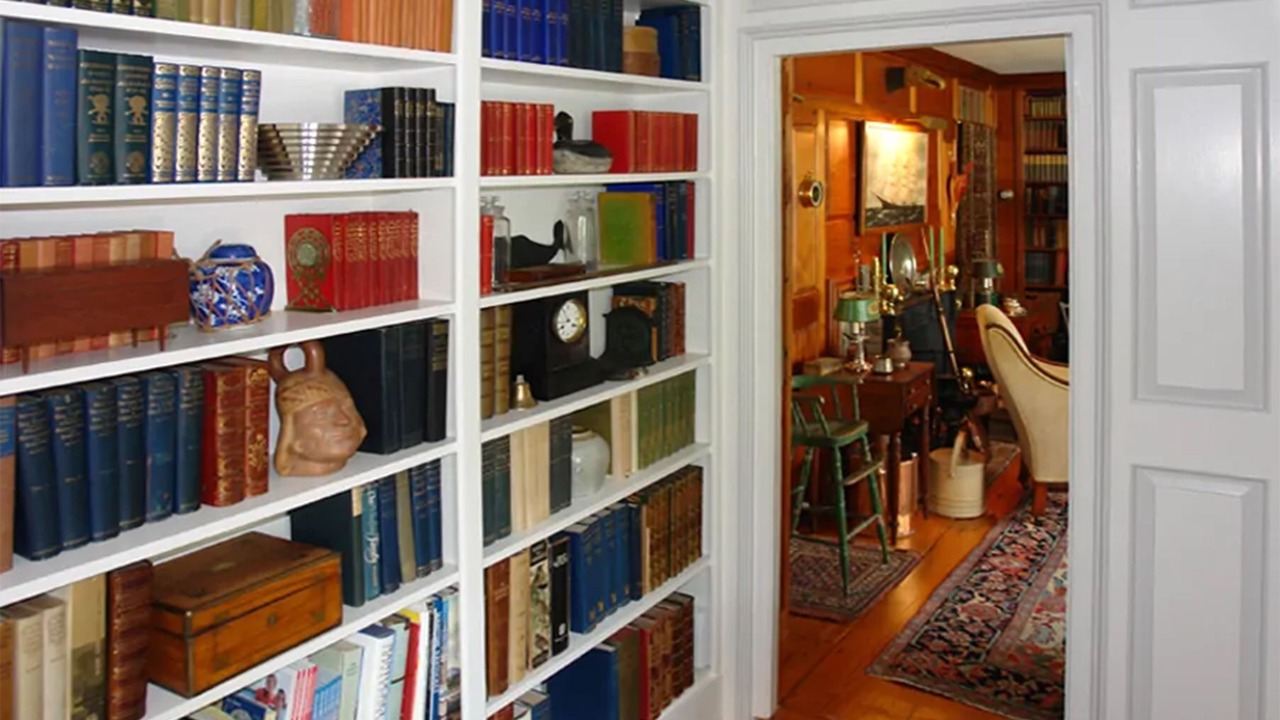 Photo of Others in Nantucket Town