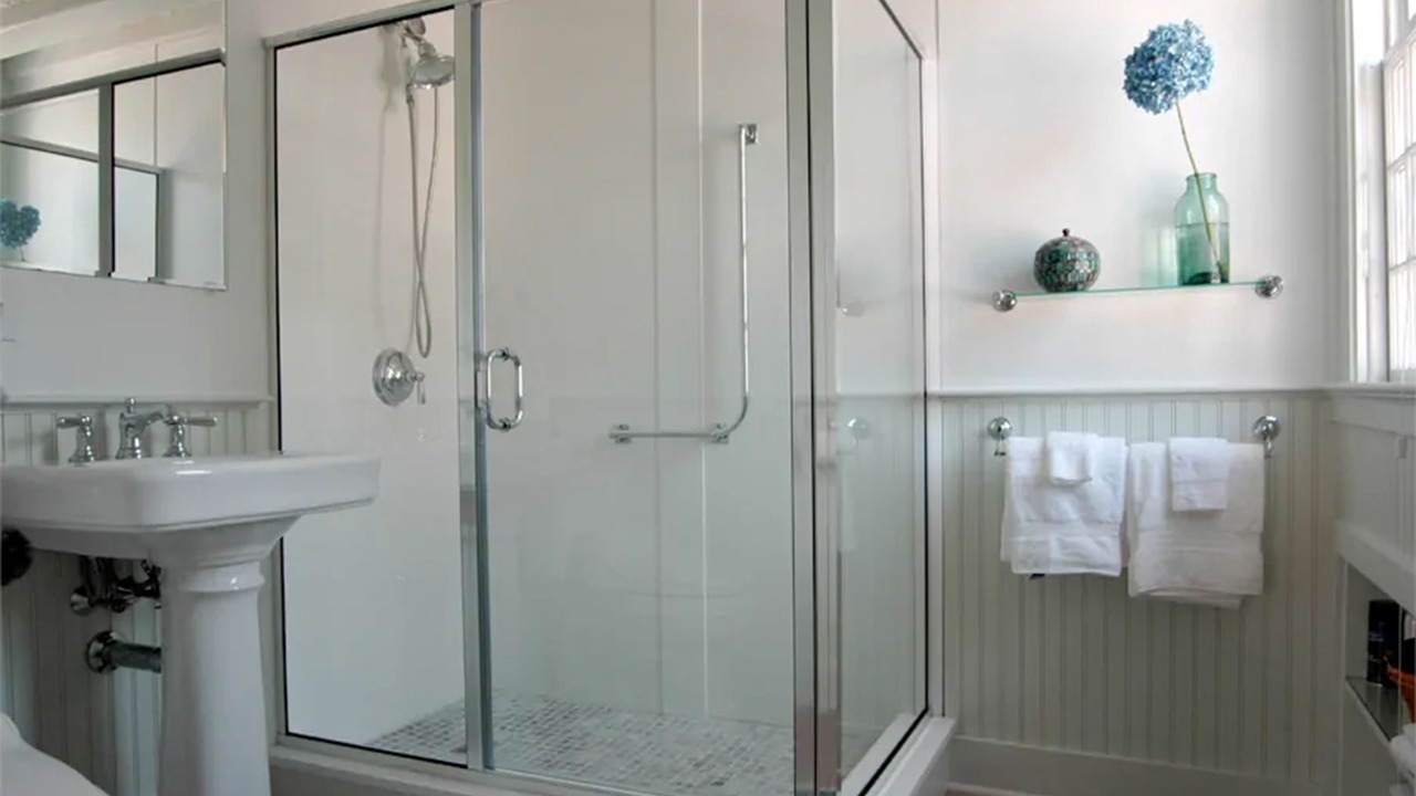 Photo of Bathroom in Nantucket Town