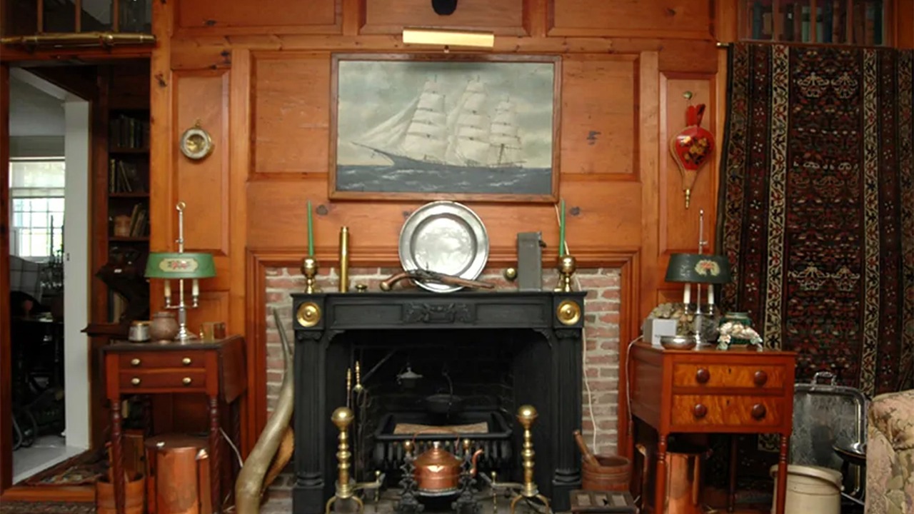 Photo of Others in Nantucket Town