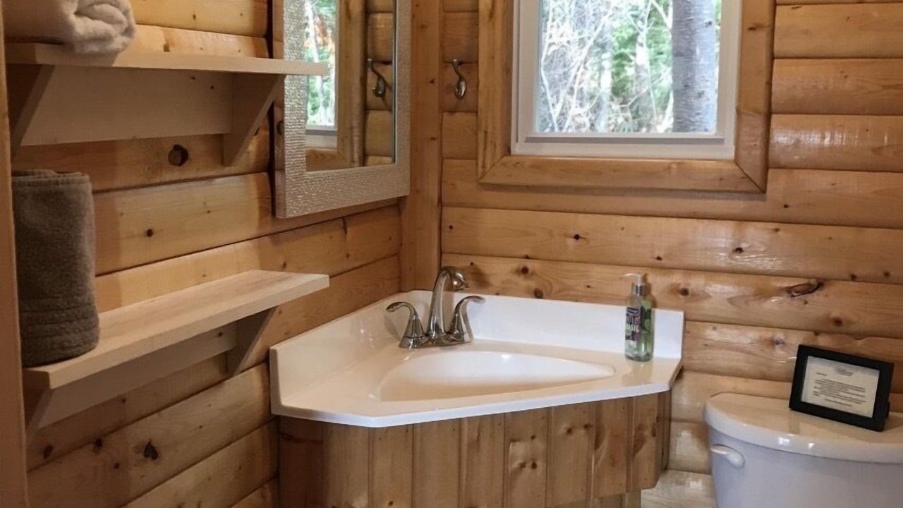 Photo of Bathroom in Rocky Harbour