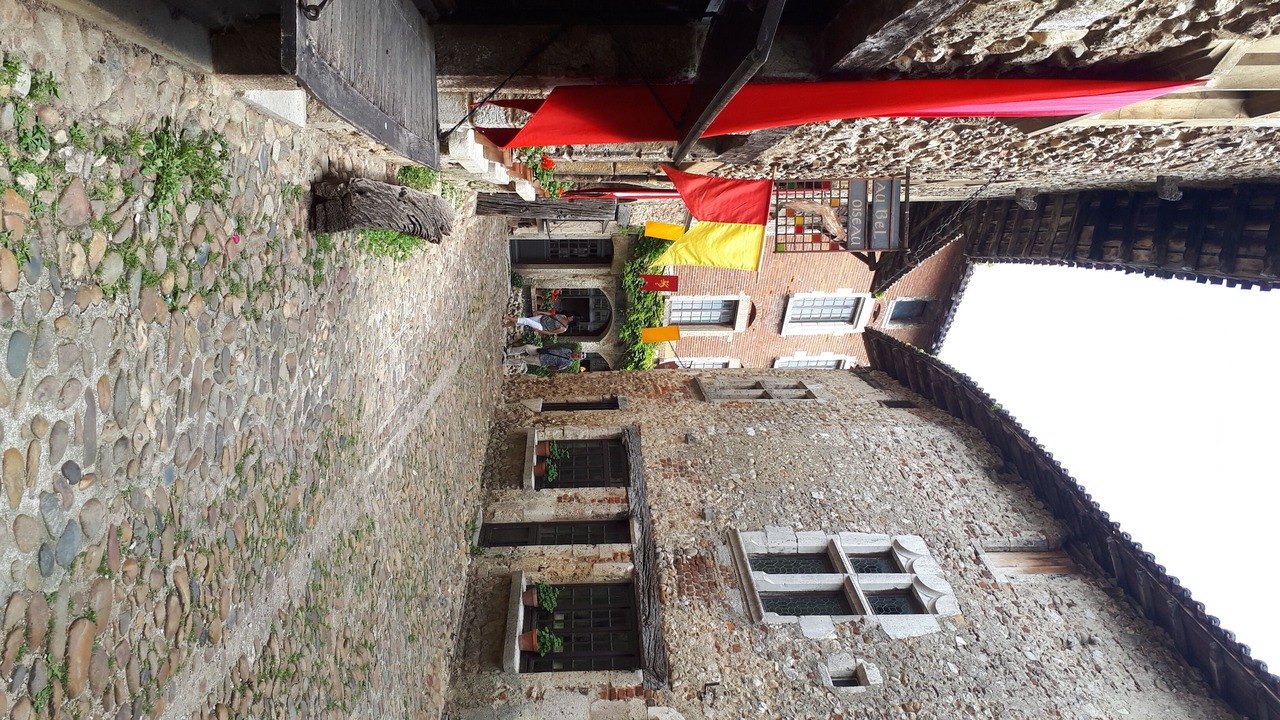 Photo of Others in Beynost