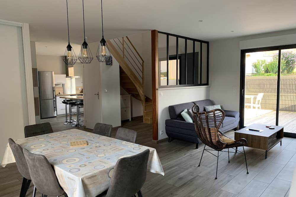 Photo of Livingroom in Pleslin-Trigavou