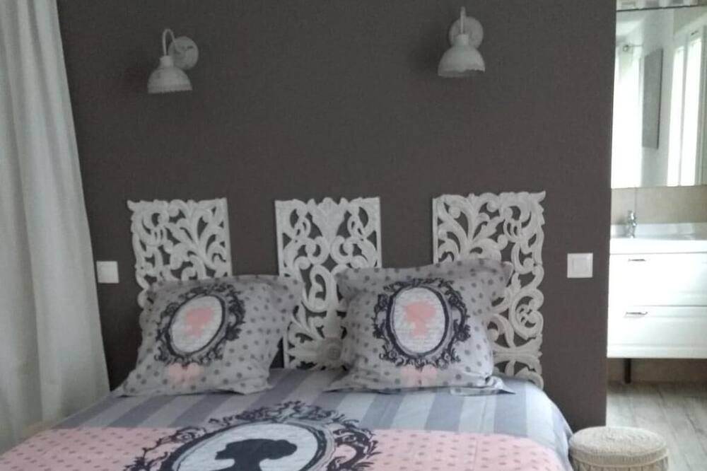 Photo of Bedroom in Labatut