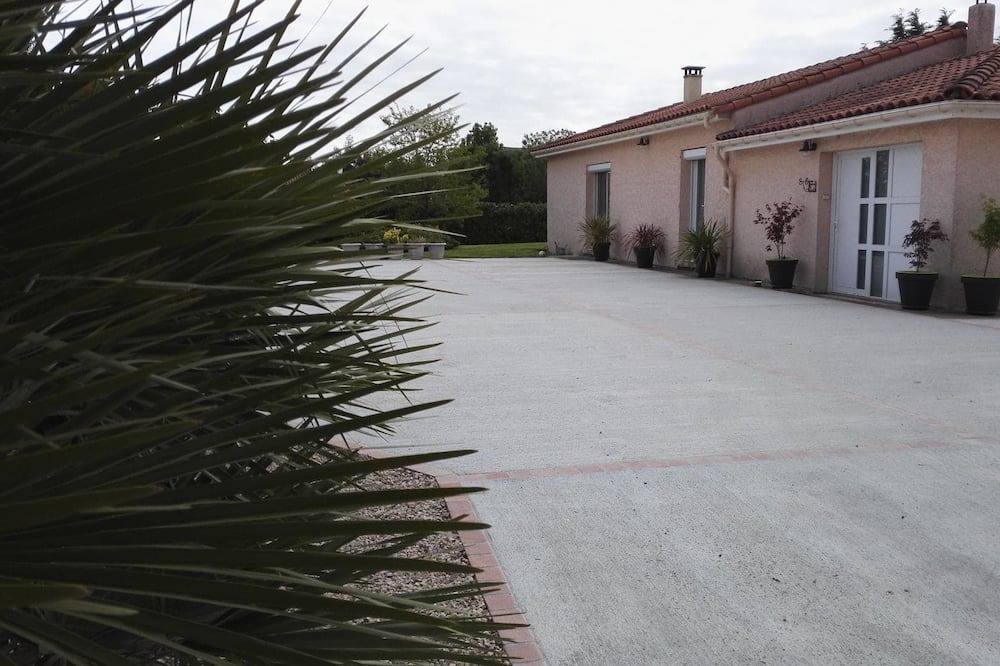 Photo of Outdoor in Labatut