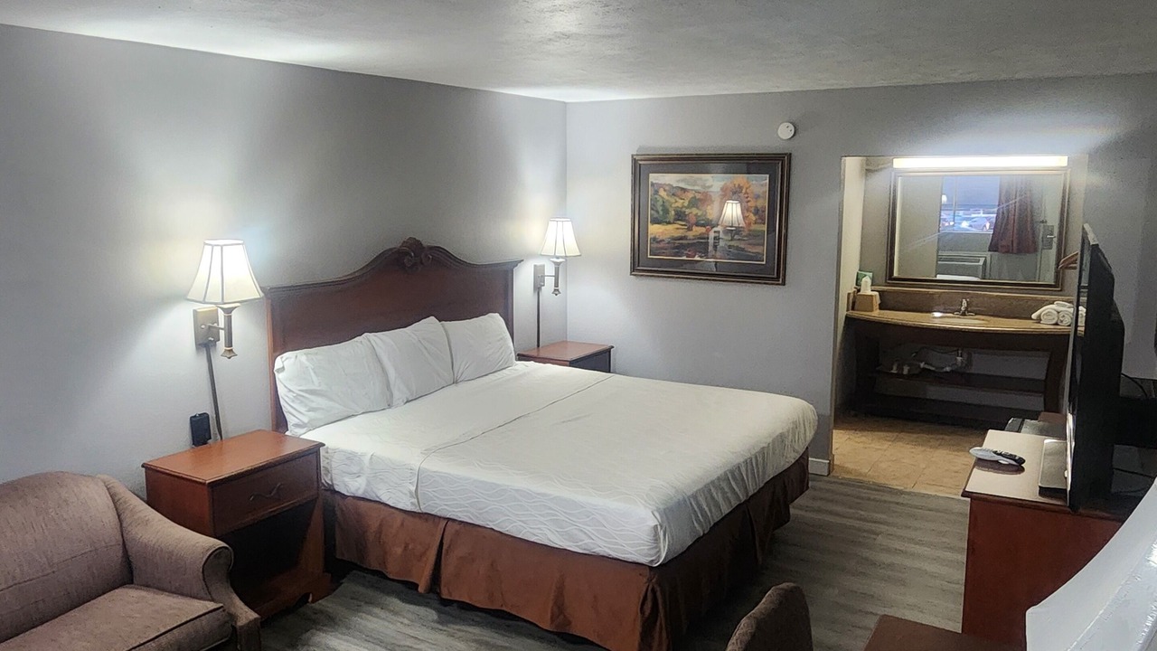Photo of Bedroom in Lampasas