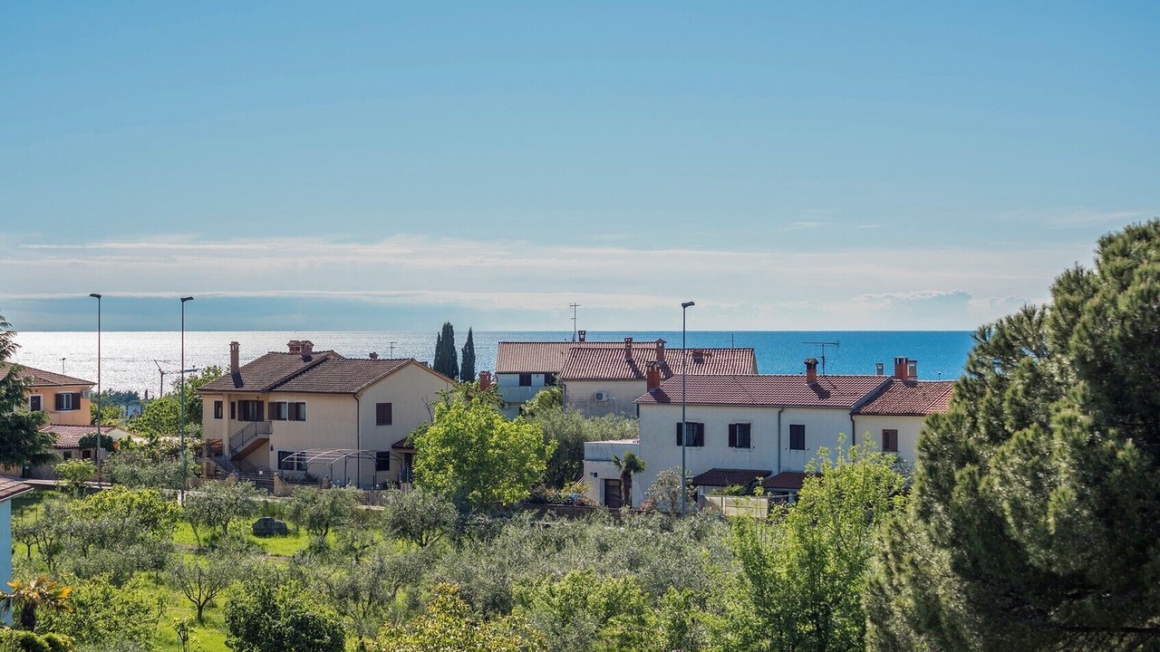Photo of Outdoor in Gulici