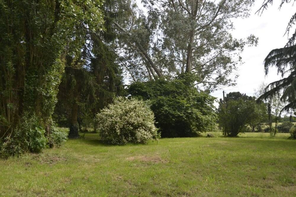 Photo of Outdoor in Berric