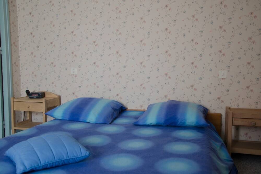 Photo of Others in Berric