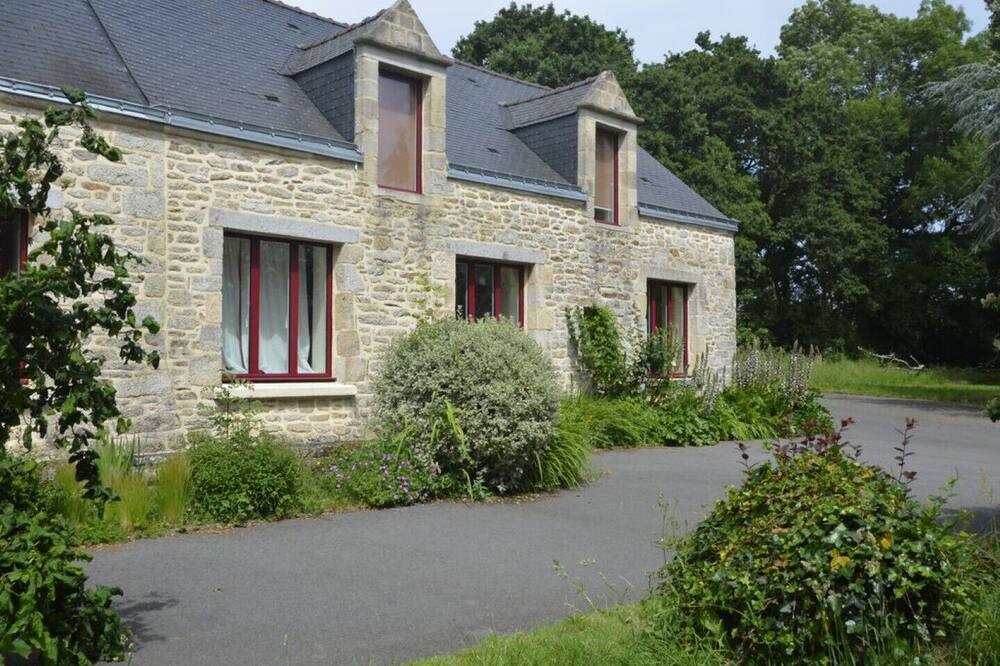 Photo of Outdoor in Berric